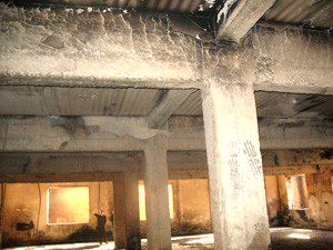 火災(zāi)后要進(jìn)行檢測(cè)與加固修復(fù)